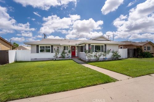 2240 La Habra Blvd, La Habra, CA 90631-5010