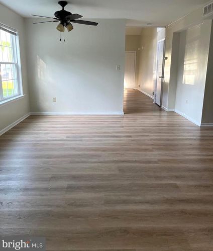 417 Wind Dr, Dover DE  19901-8601 exterior