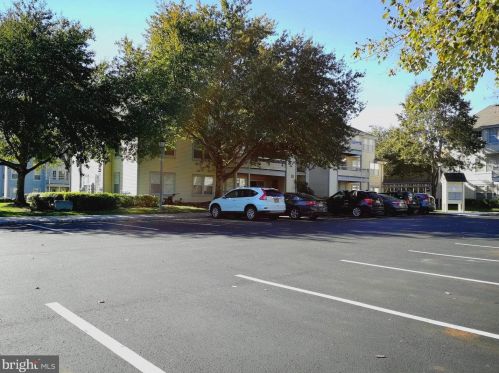 207 Salem Ct, Princeton NJ  08540-7038 exterior