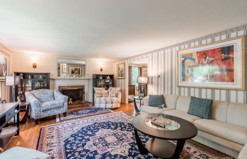 10 Lee Dr, Lyme CT  06371-2111 exterior