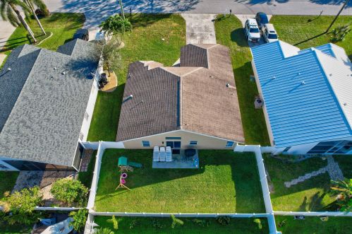 6131 Robinson St, Jupiter, FL 33458-6675