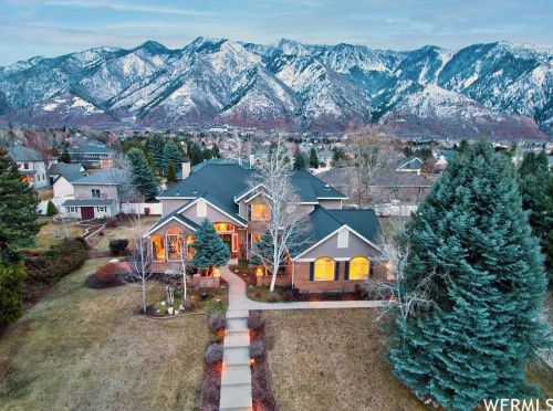 5 Snowstar Ln, Sandy, UT 84092-4800