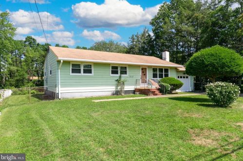 317 Chippewa Trl, Browns Mills, NJ 08015-6459