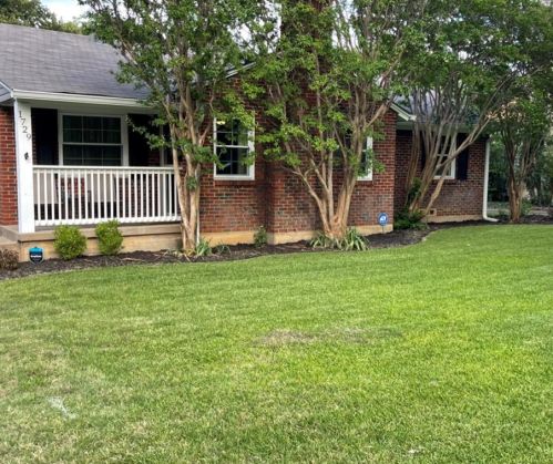 1729 Oakland Blvd, Fort Worth, TX 76103-1525