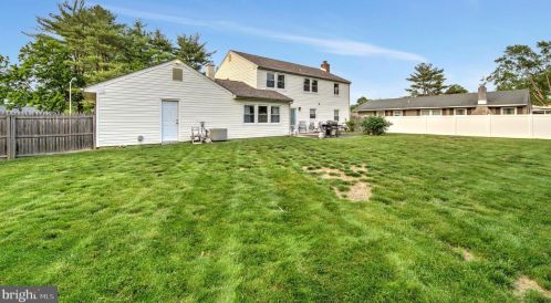 63 Trebing Ln, Willingboro NJ  08046-3615 exterior