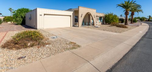 9934 Oak Rdg Dr, Sun City AZ 85351-1658 exterior