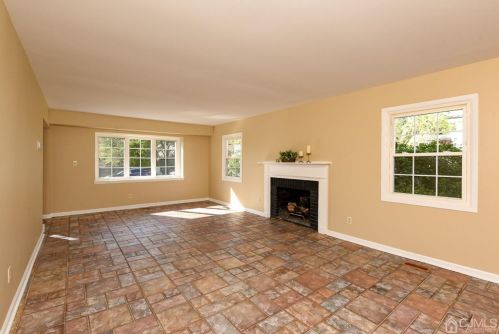 20 Midsummer Dr, Old Bridge NJ  08857-2712 exterior