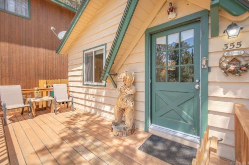 355 Cinderella Dr, Big Bear City CA  92314-9798 exterior