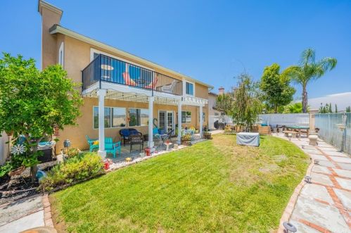 28 Del Brienza, Lake Elsinore CA  92532-0221 exterior