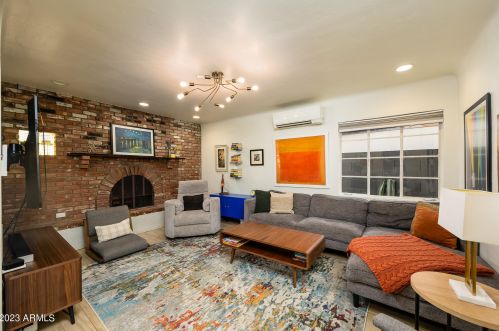 1809 17 Ave, Phoenix AZ 85027-5308 exterior