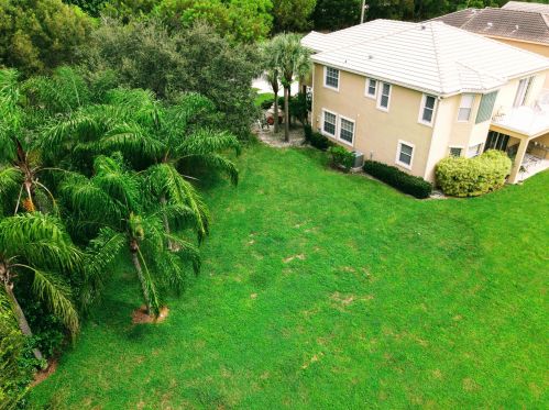 9946 Warner Ln, West Palm Beach, FL 33414-6406