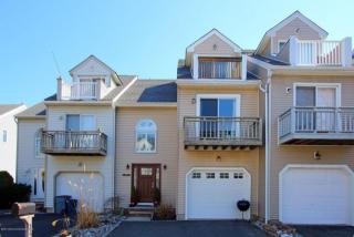 117 Marina Bay Ct, Monmouth Hills NJ  07732-1566 exterior