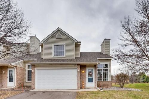 8605 Beverly Way, South Saint Paul, MN 55076-5120
