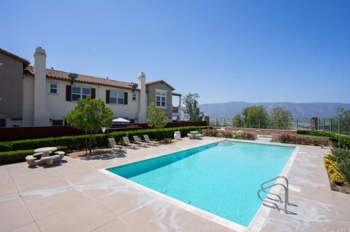 15663 Vista Way, Lake Elsinore CA  92532-0447 exterior