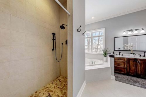 1947 Southwood Trl, West Bend WI  53090-8971 exterior