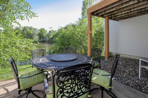 5133 Farnham Dr, Lino Lakes, MN 55038-9150