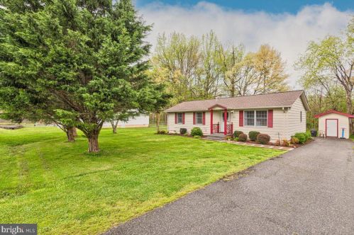 7 Kendale Ln, Fredericksburg, VA 22407-6532
