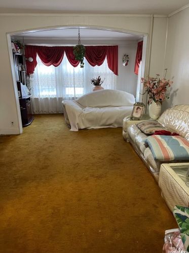 132-20 Sutter Ave, Jamaica, NY 11420-1120