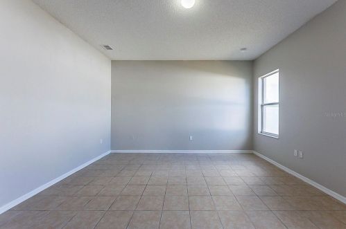 13 Inconnu Dr, Kissimmee FL  34759-4832 exterior