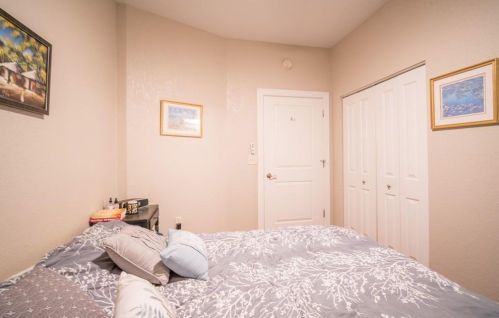 606 Wisconsin Ave, Milwaukee WI 53202-4600 exterior