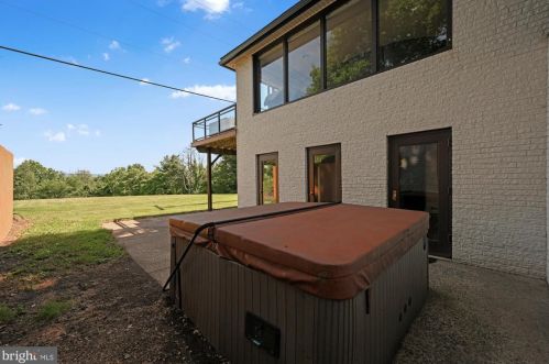 1130 Schuylkill Mountain Rd, Schuylkill Haven PA  17972-9139 exterior