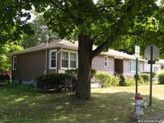6 Washington Ave, Kingston, NY 12401-4816