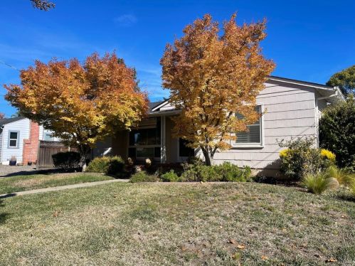 170 Alderbrook Dr, Santa Rosa, CA 95405-4612