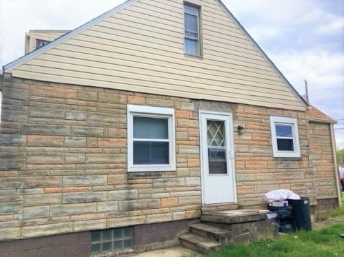 1248 Martin Ave, New Kensington, PA 15068-5022