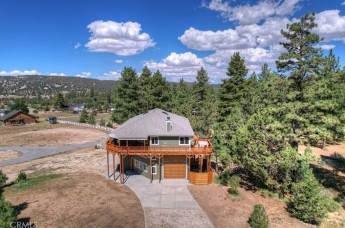 1178 Ln, Big Bear City CA  92314 exterior