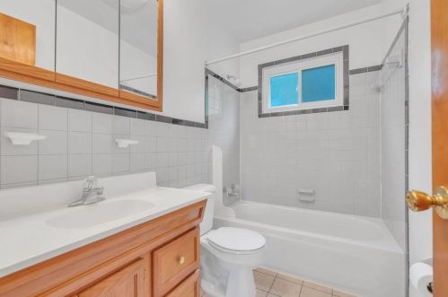 1373 Lela Ln, Milford OH  45150-2430 exterior