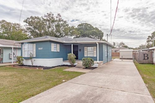 3127 Avenue G, Nederland, TX 77627-7512