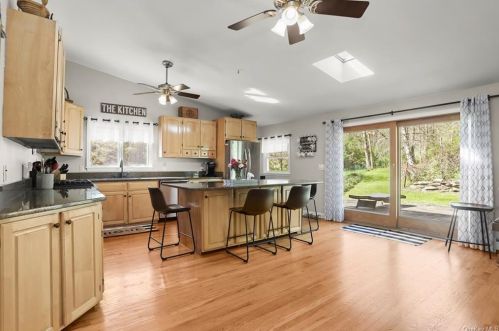 51 Deacon Smith Hl Rd, Patterson NY  12563-2919 exterior