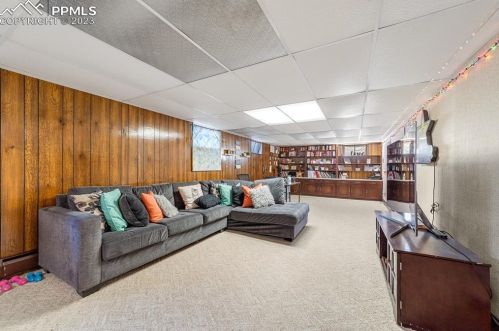 1626 Alexander Cir, Pueblo CO 81001-2002 exterior