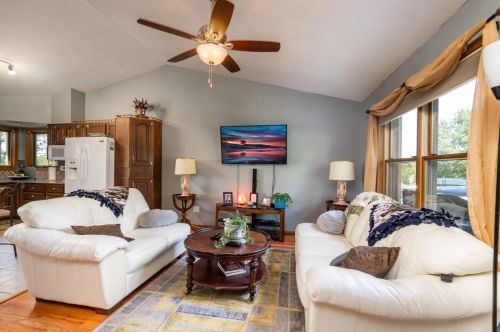 1958 75th Ave, Ubet, WI 54009-4500