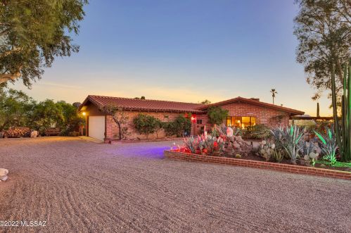 5210 Nina Dr, Tucson, AZ 85704-5220