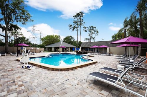 100 Lisa Ln, Oldsmar FL  34677-2369 exterior