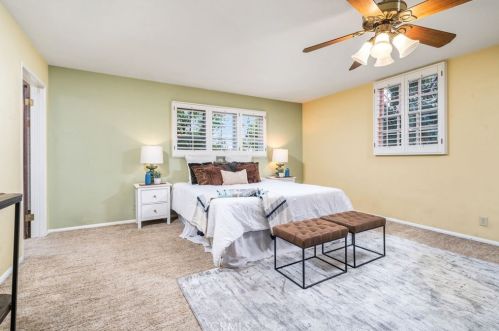 1022 Oak Canyon Ln, Glendora CA  91741-2256 exterior