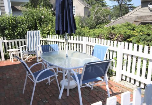 21 Brant Rock Rd, Mashpee MA exterior