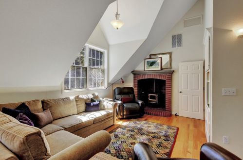 18880 Blackhawk Ct, Grass Valley CA  95949-8324 exterior