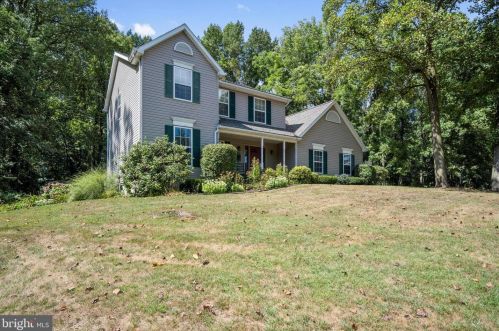 55 Maplewood Dr, Etters, PA 17319-9146