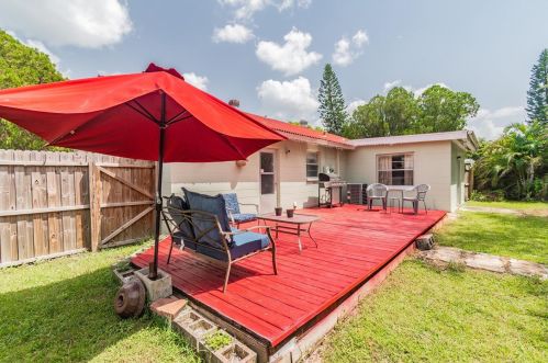 3229 Seven Springs Blvd, New Port Richey FL  34655-3351 exterior