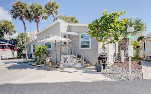 842 Pirates Cove Ln, Fort Pierce, FL 34949-8458