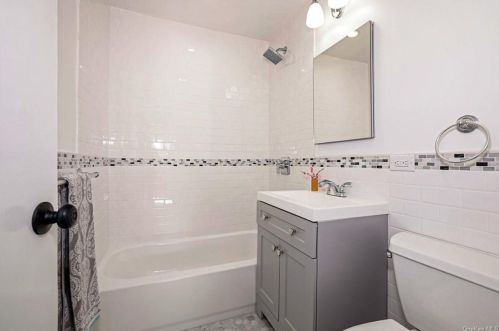 2603 Mercer Ct, Yorktown Hgts NY  10598-3103 exterior