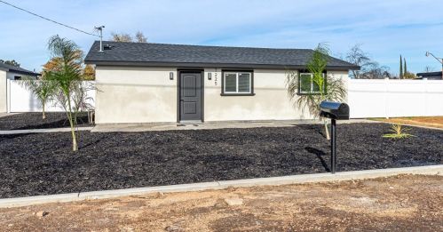 3225 Whitmore Ave, Modesto CA  95358-6238 exterior