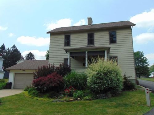 503 River Dr, West Newton, PA 15089-1231
