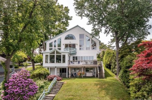 54 Arrowhead Rd, Brookfield Center, CT 06804-1532