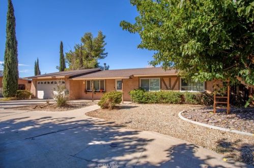 15040 Cerezo Rd, Victorville, CA 92392-9311