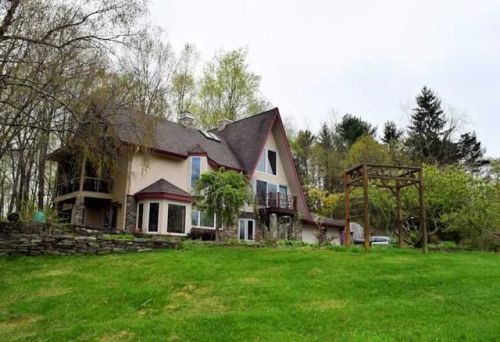 88 Slate Quarry Rd, Rhinebeck, NY 12572-2801