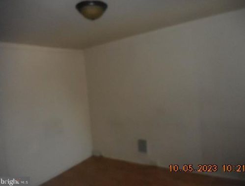 233 Dupont St, Wilmington DE  19805-3555 exterior