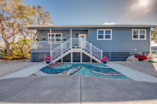 180 Donora Blvd, Fort Myers Beach, FL 33931-3602